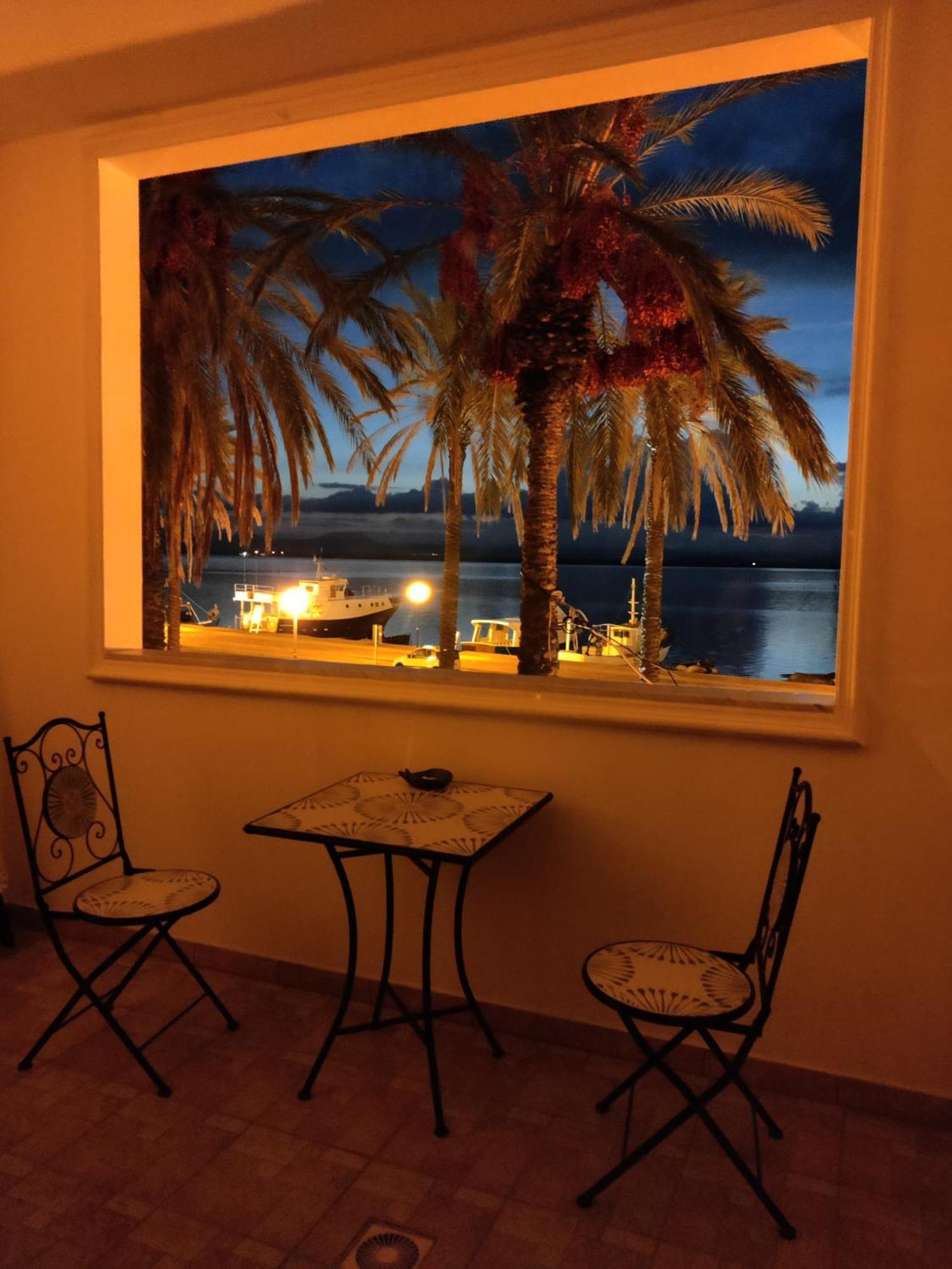 Casa Graziella Daire SantʼAntìoco Dış mekan fotoğraf