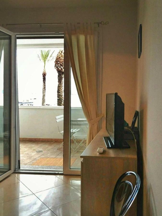 Casa Graziella Daire SantʼAntìoco Dış mekan fotoğraf