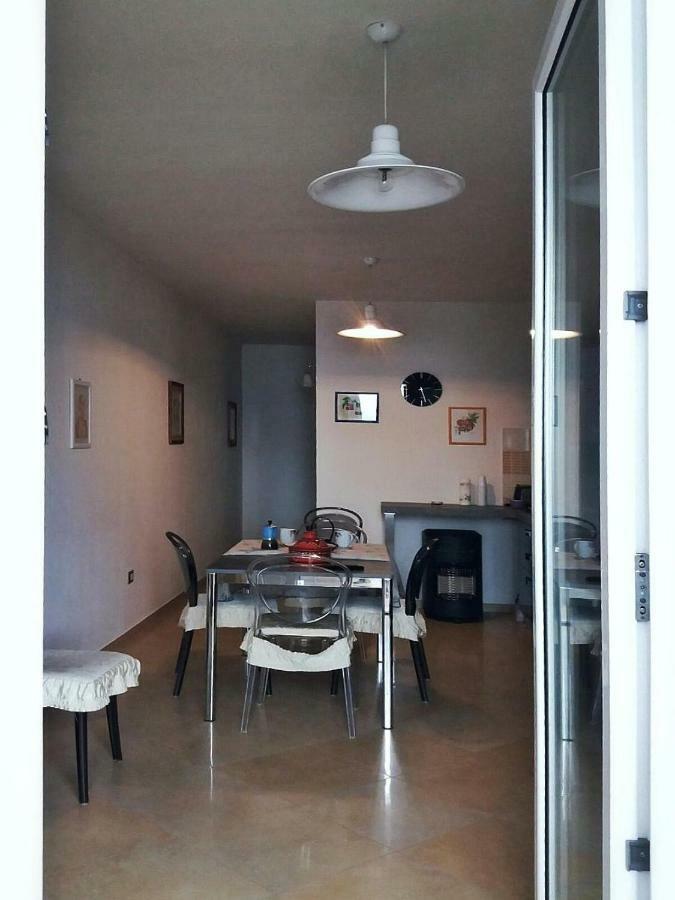 Casa Graziella Daire SantʼAntìoco Dış mekan fotoğraf