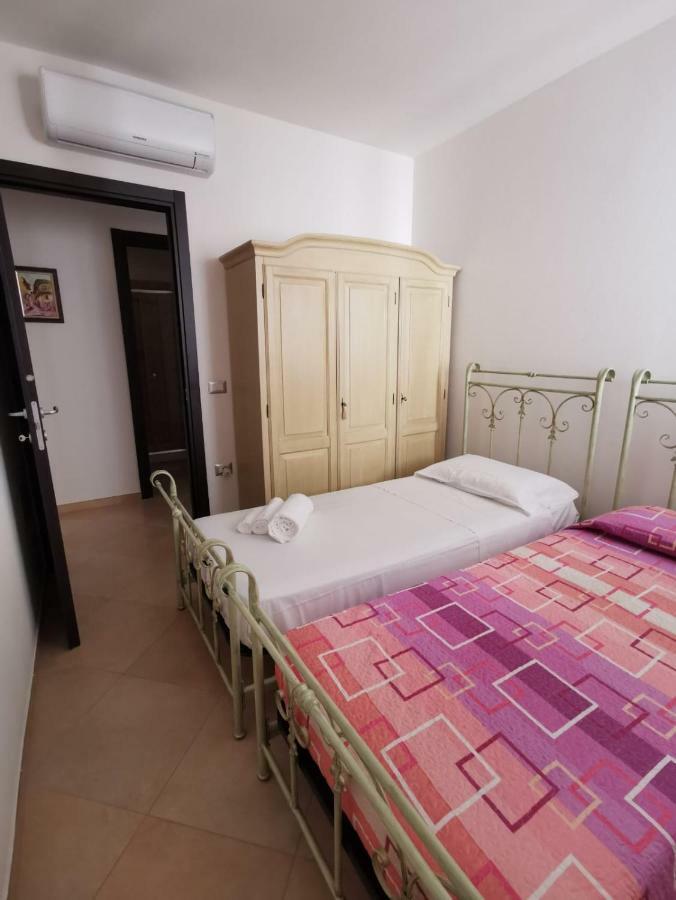 Casa Graziella Daire SantʼAntìoco Dış mekan fotoğraf